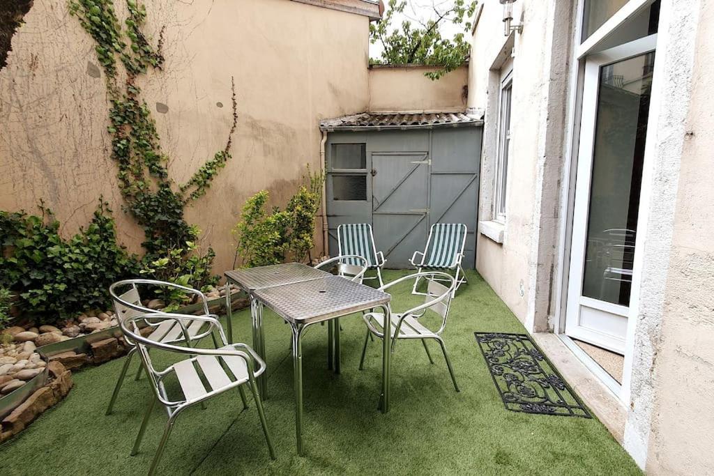 Classe 4 Etoiles - Cybele - Centre Ville 2 Chambres, Cour Privative Et Garage Vienne  Exterior foto